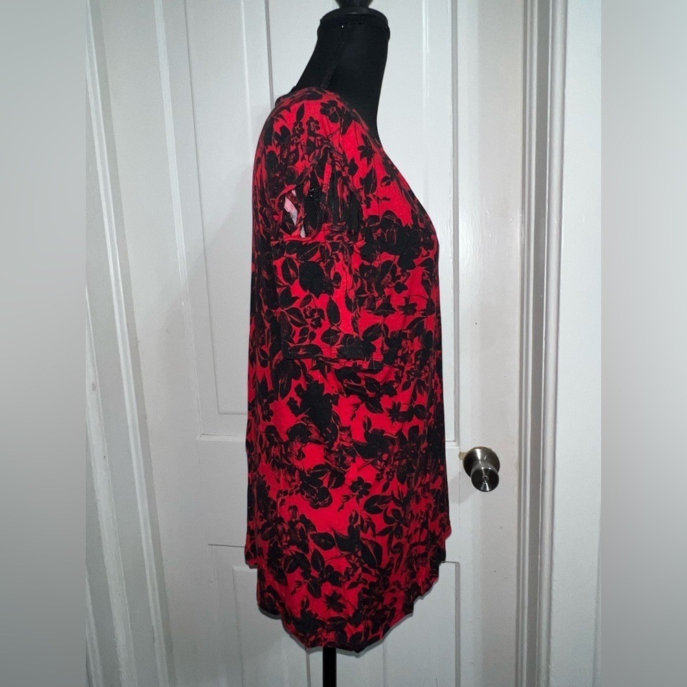 Women's juniors Rock & Republic Red and Black Floral Blouse, size 2X goth grunge - Picture 4 of 7